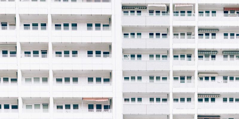 湖北3C零售渠道变革：从线下数码城到直播电商基地的转型路径与成功案例