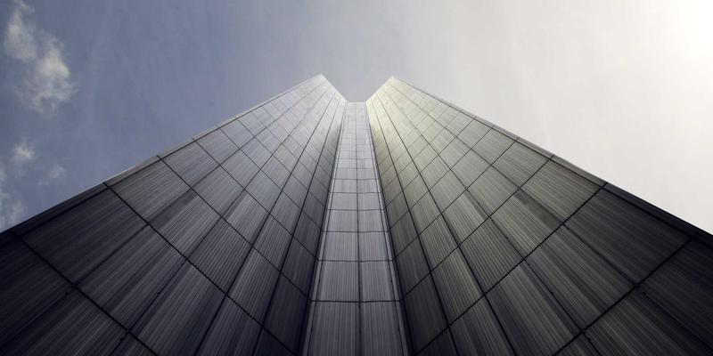 湖北新能源汽车革命：电脑、手机与IT设备如何重塑智能座舱与车联网生态