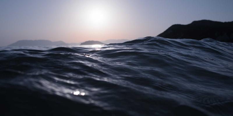 湖北电竞产业崛起：3C硬件如何驱动赛事、场馆与周边生态